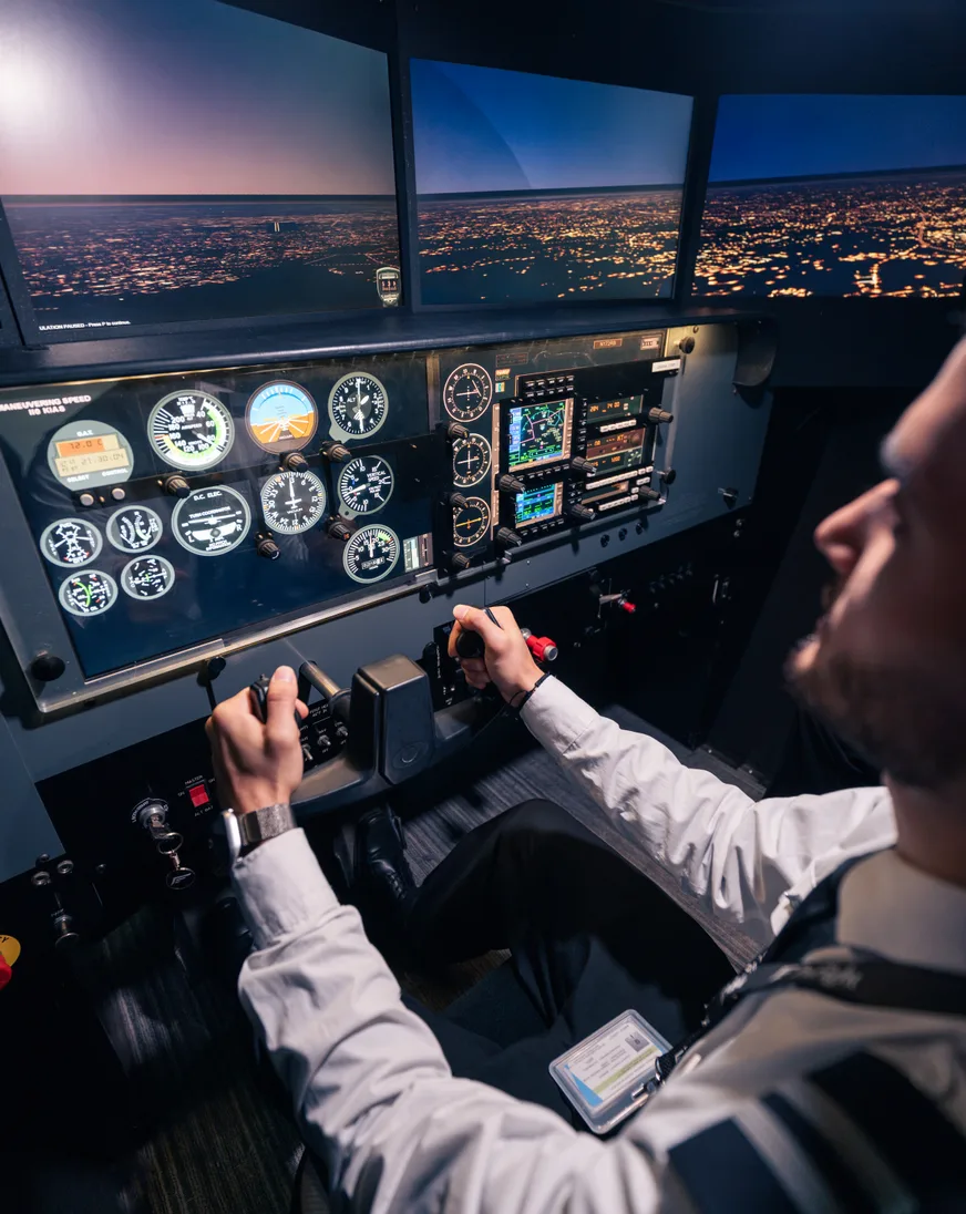 Simulador Redbird Full Flight — vista 2